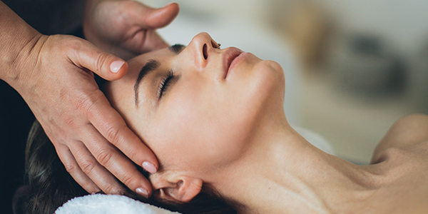Massages bien-être massage visage crane nuque